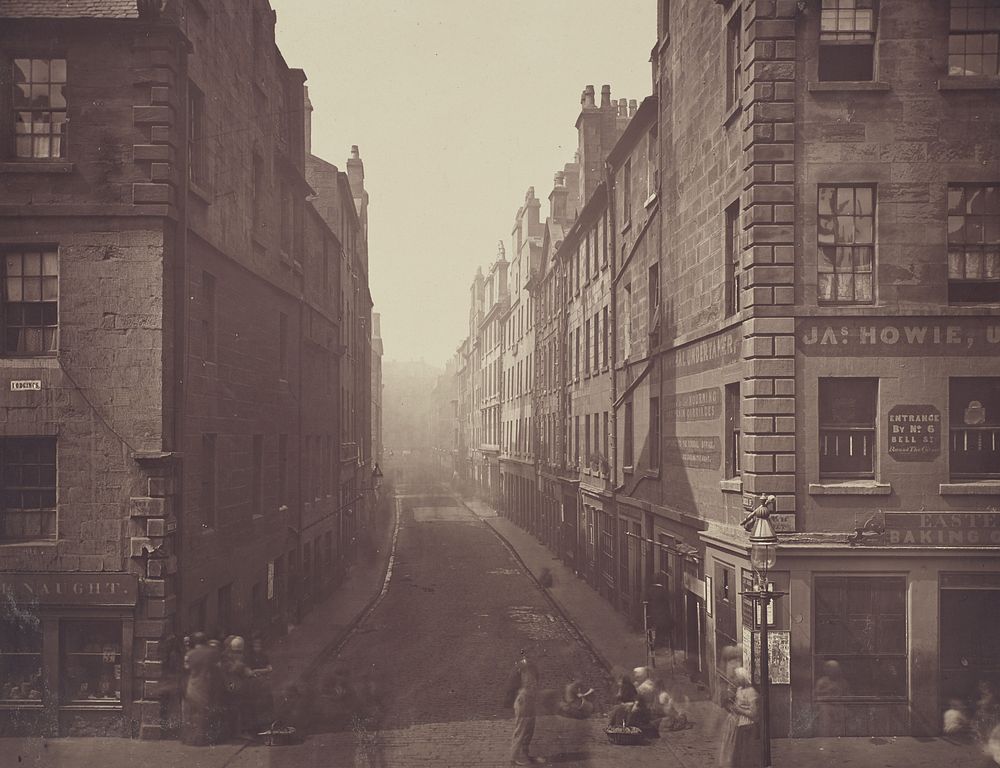 Bell Street, from High Street. by Thomas Annan
