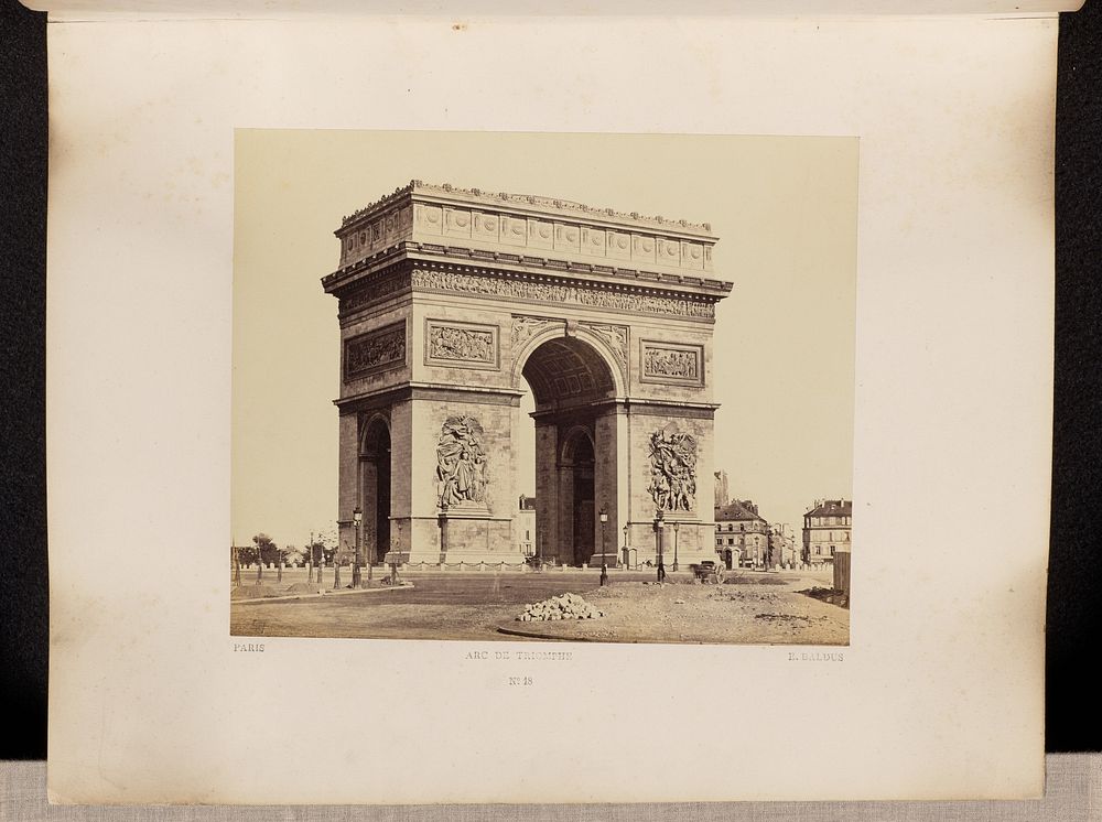 Arc de Triomphe (No. 18) by Édouard Baldus
