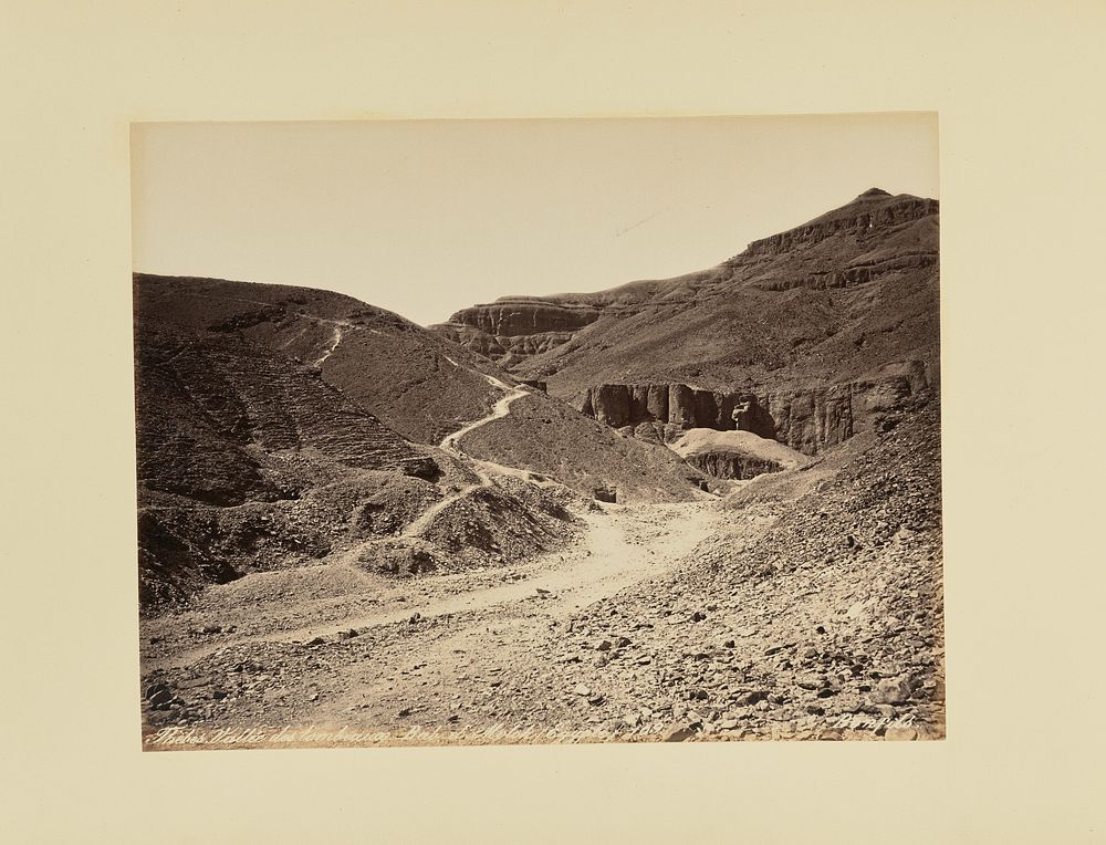 Thèbes. Vallée des tombeaux. Bab-el-Molok (Égypte) by Félix Bonfils