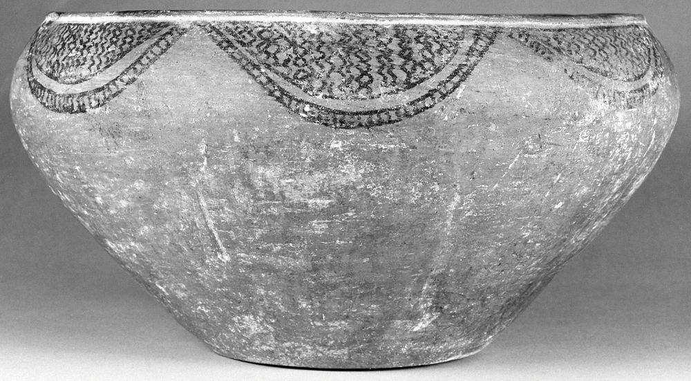 Bowl with Geometric Decoration