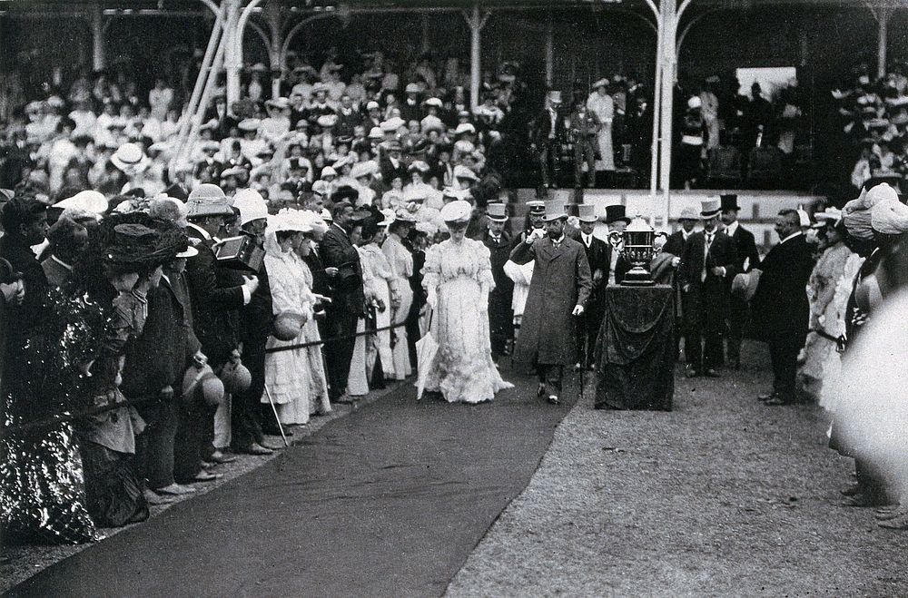 Calcutta, India: King George V and Queen Mary (then the Prince and Princess of Wales) at the Calcutta Races, presenting the…