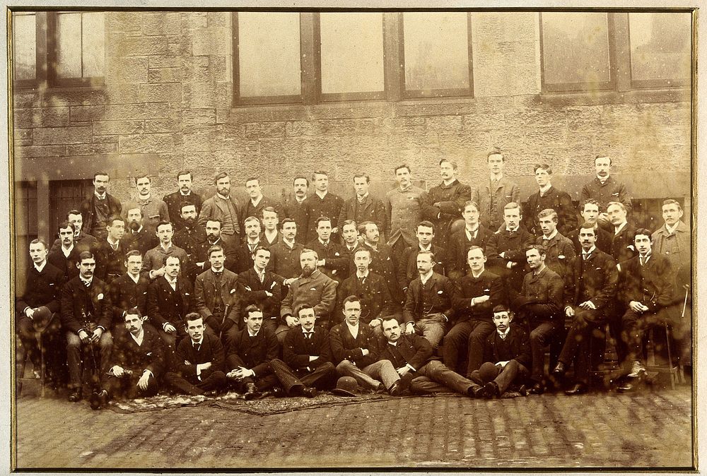 Edinburgh School of Anatomy: Christopher Martin  with students. Photograph, ca. 1889.