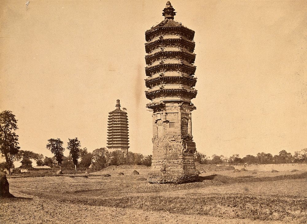 Tien-Ning-Szu pagoda, Beijing (left background), with an ornamental column (right). Photograph by Lai Afong, ca. 1860.