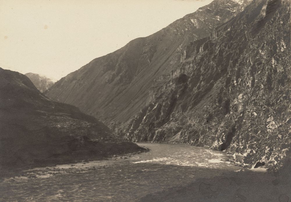 The Plague Expedition to Anzob in Russian Turkestan. Photograph album by A.M. Levin, 1899.