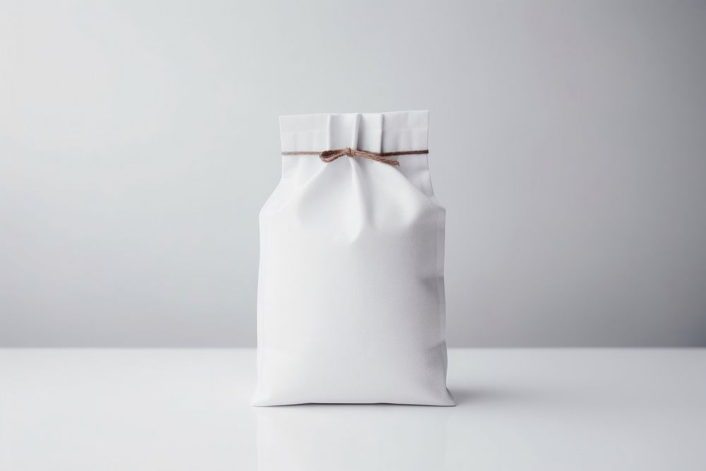 Coffee bag white handbag ribbon.