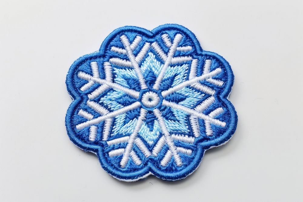 Snowflake circle frame jewelry pattern blue.