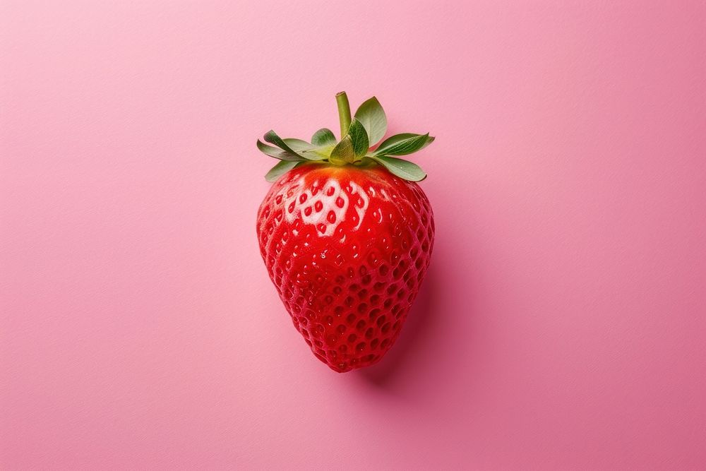 Sweet strawberry fruit plant.