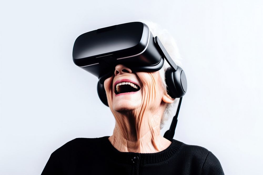 Old woman VR-headset human photo photography.