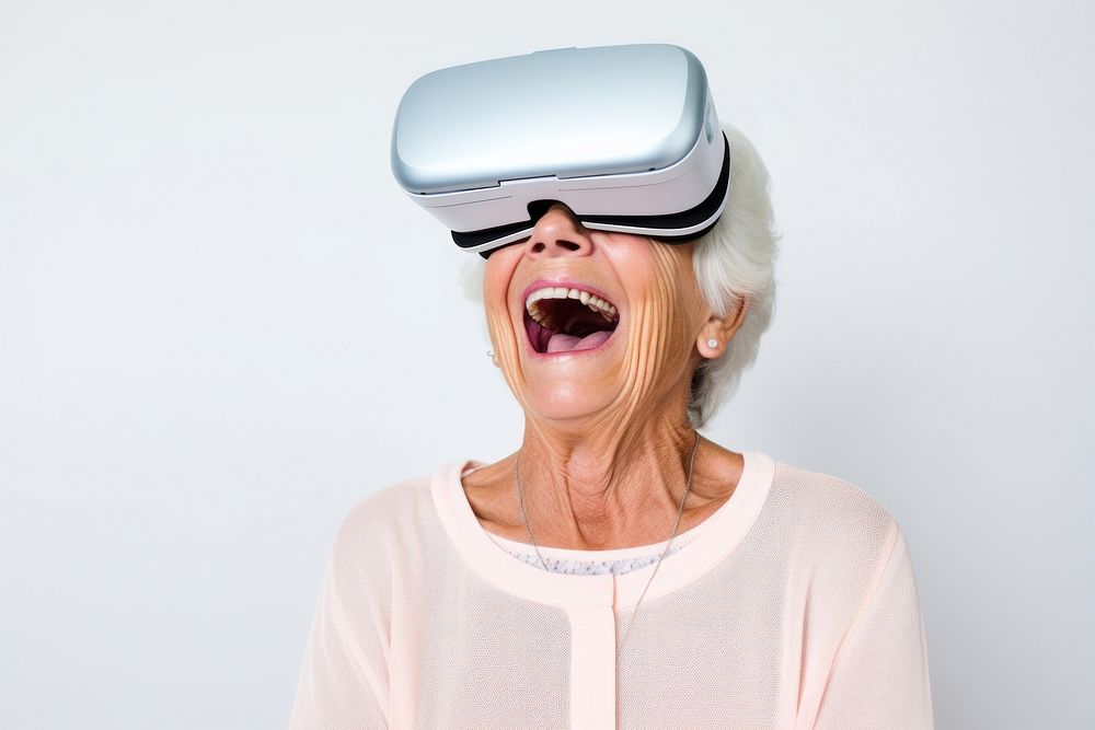 Old woman VR-headset smiling human technology.