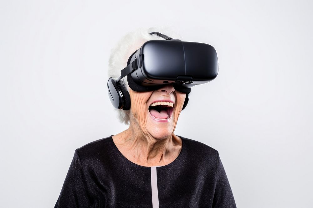 Old woman VR-headset smiling human photo.
