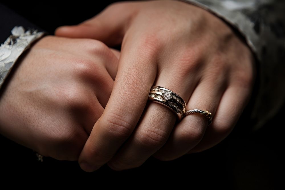 Rings hand jewelry wedding.