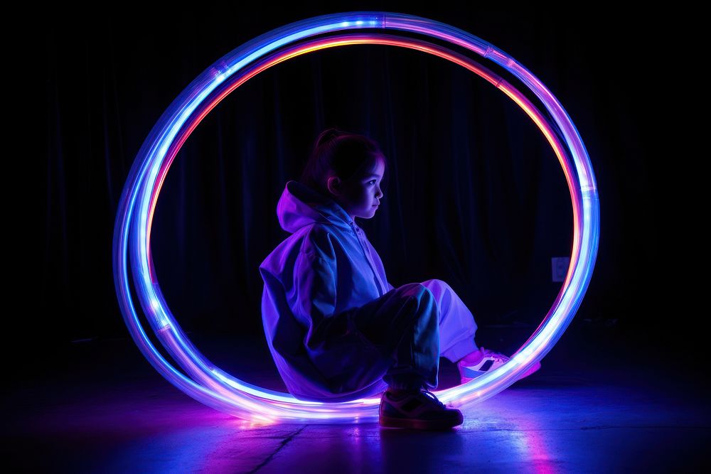 Child playing Neon rim light purple neon blue.