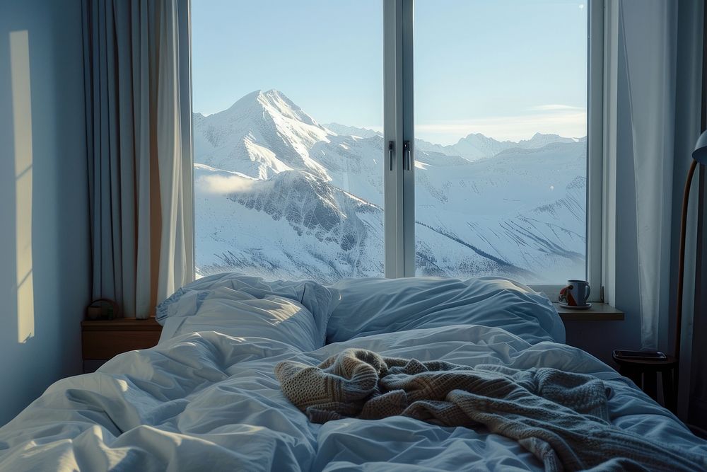 Snow mountain bedroom furniture blanket.