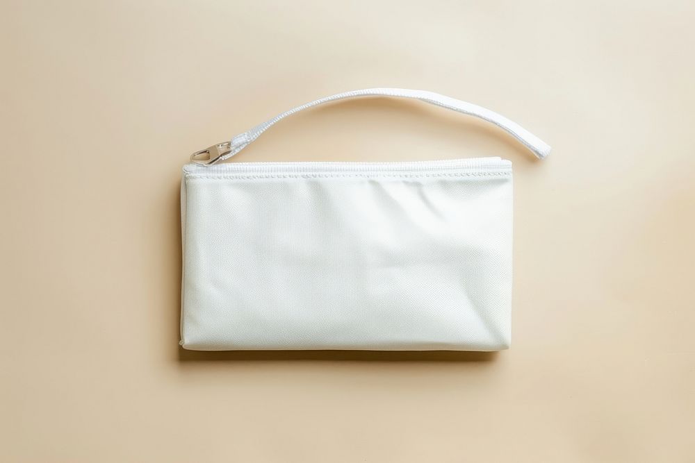 White cotton wristlet wallet handbag accessories simplicity.