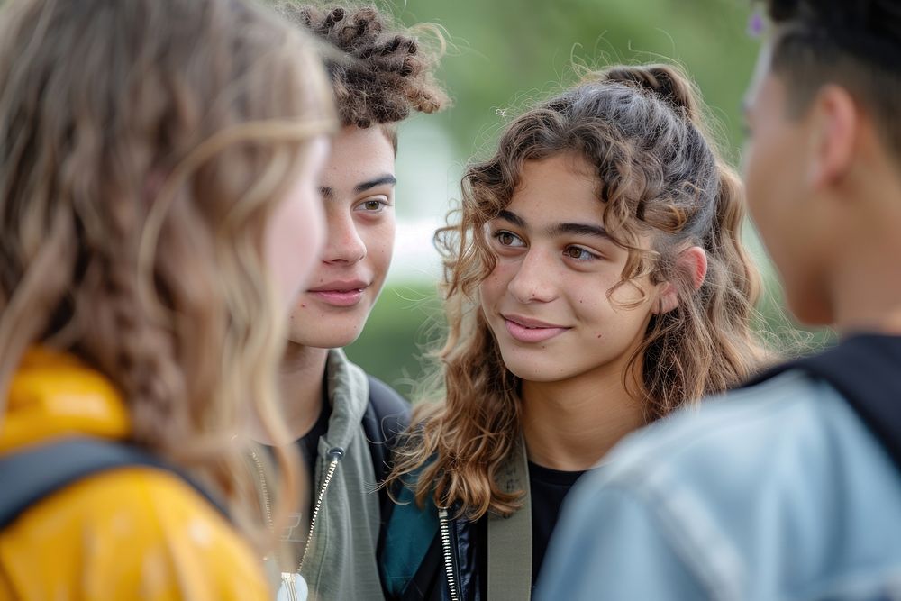 Diversity cool teens interacting friends | Premium Photo - rawpixel