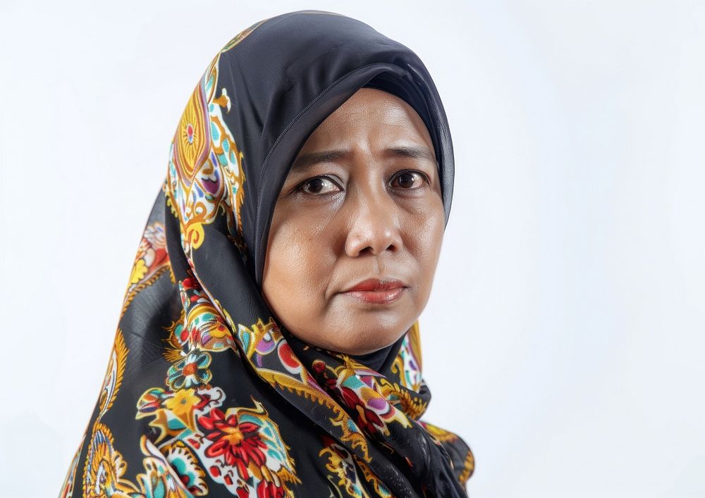 Common Malay woman portrait scarf photo.