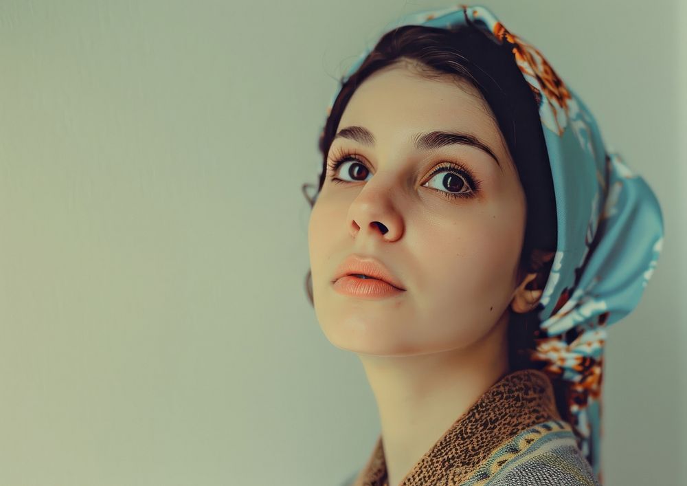 Common Turkish woman portrait adult | Free Photo - rawpixel