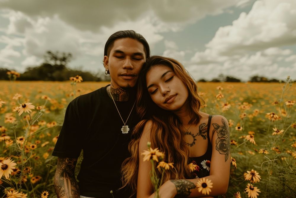 Filipino couple flower photo photography.