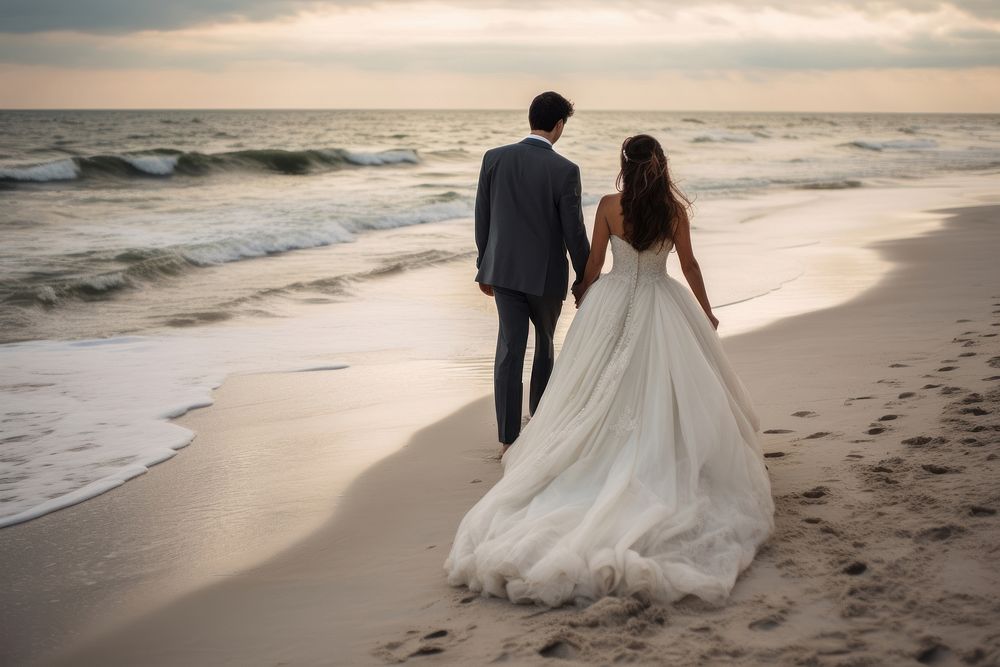 Wedding beach bride outdoors. 