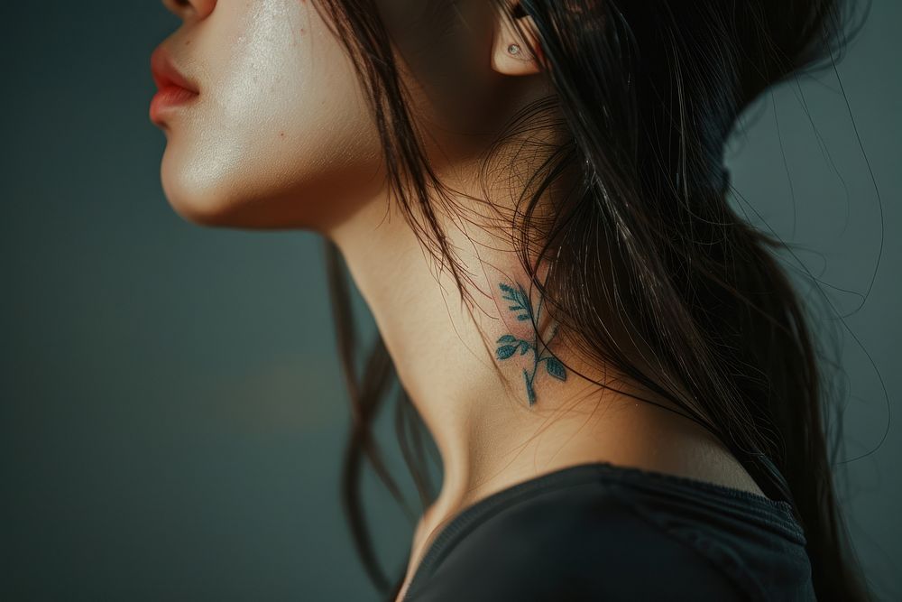 Flowet tattoo adult woman skin.