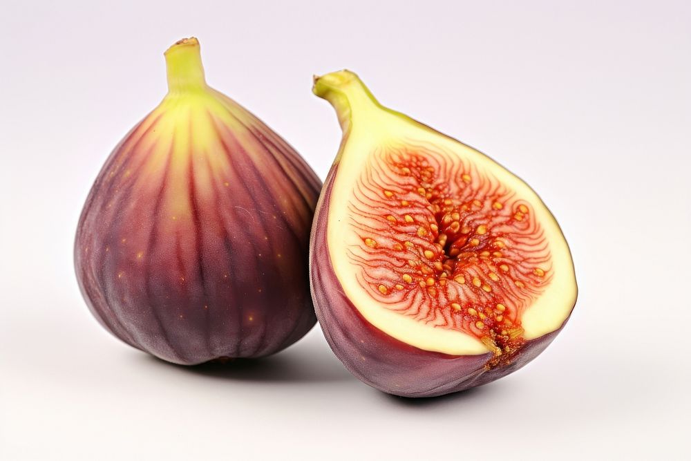 Common fig produce fruit plant.