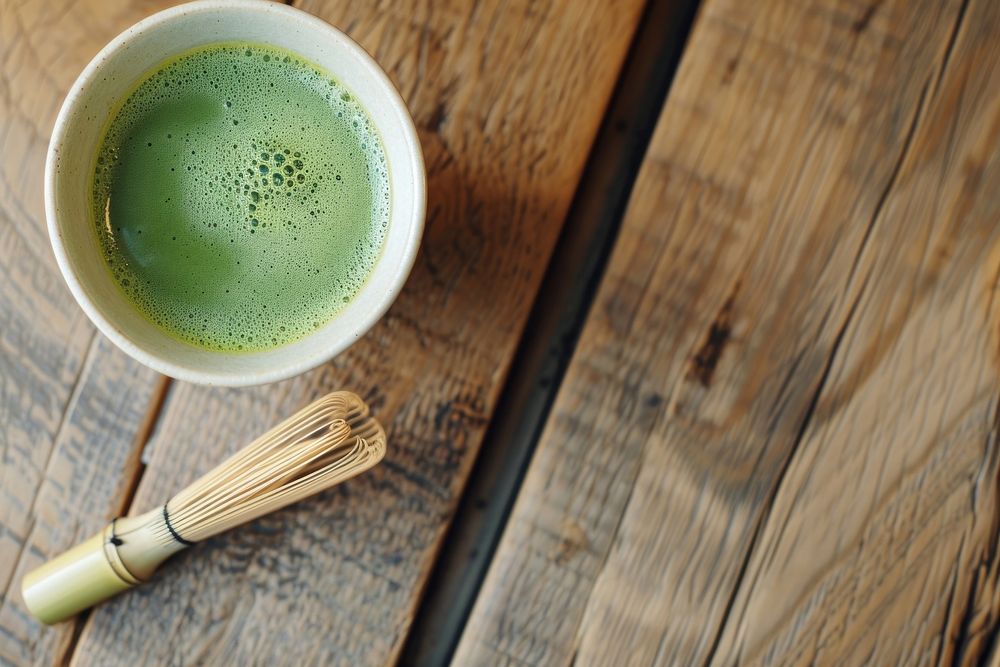 Organic Green Matcha Tea wood tea beverage.