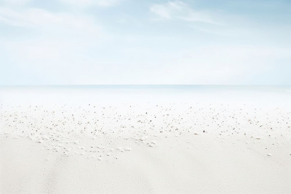 The white sand backgrounds outdoors horizon.
