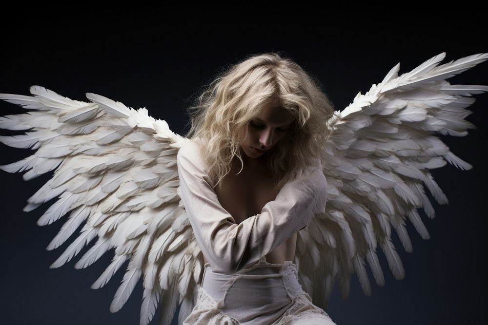 Wings player angel archangel female.