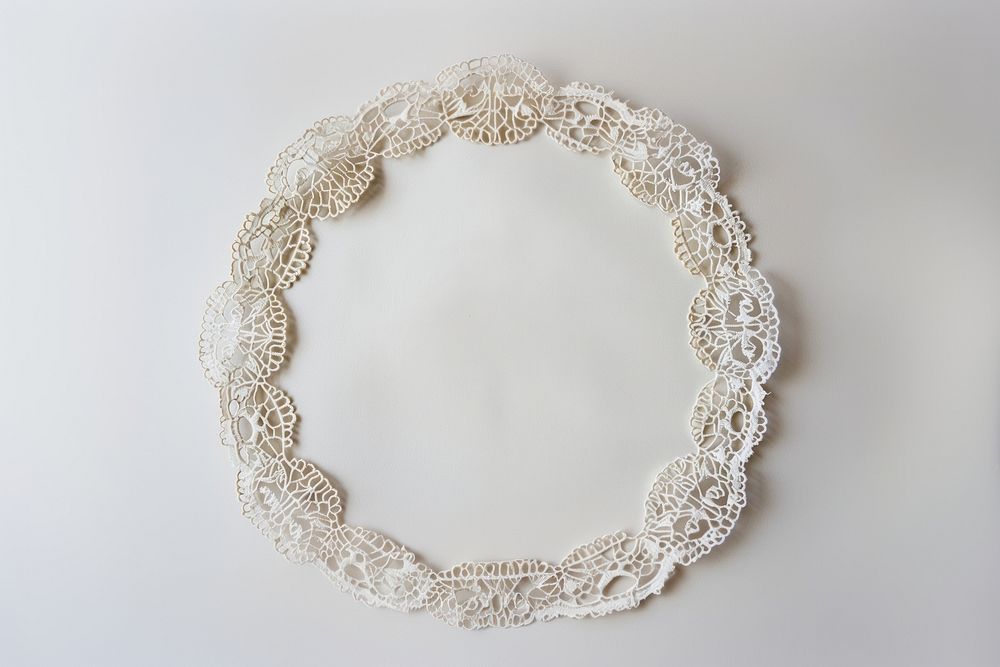 Vintage frame lace jewelry white accessories.