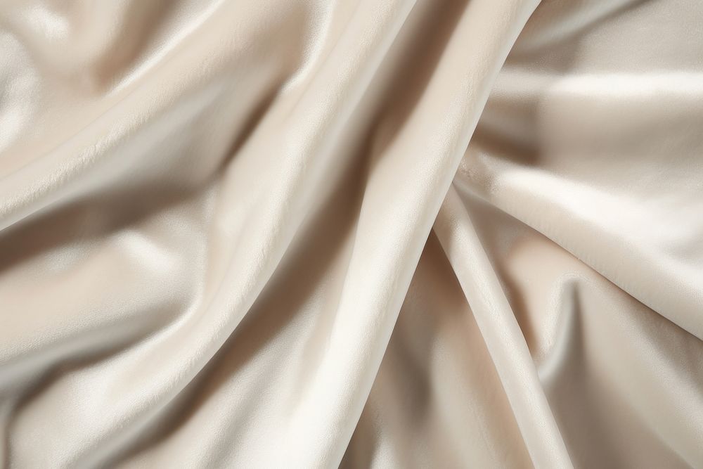 Velvet ivory silk.