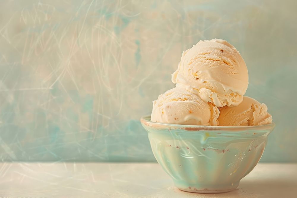 Close up on pale ice cream dessert food freshness.