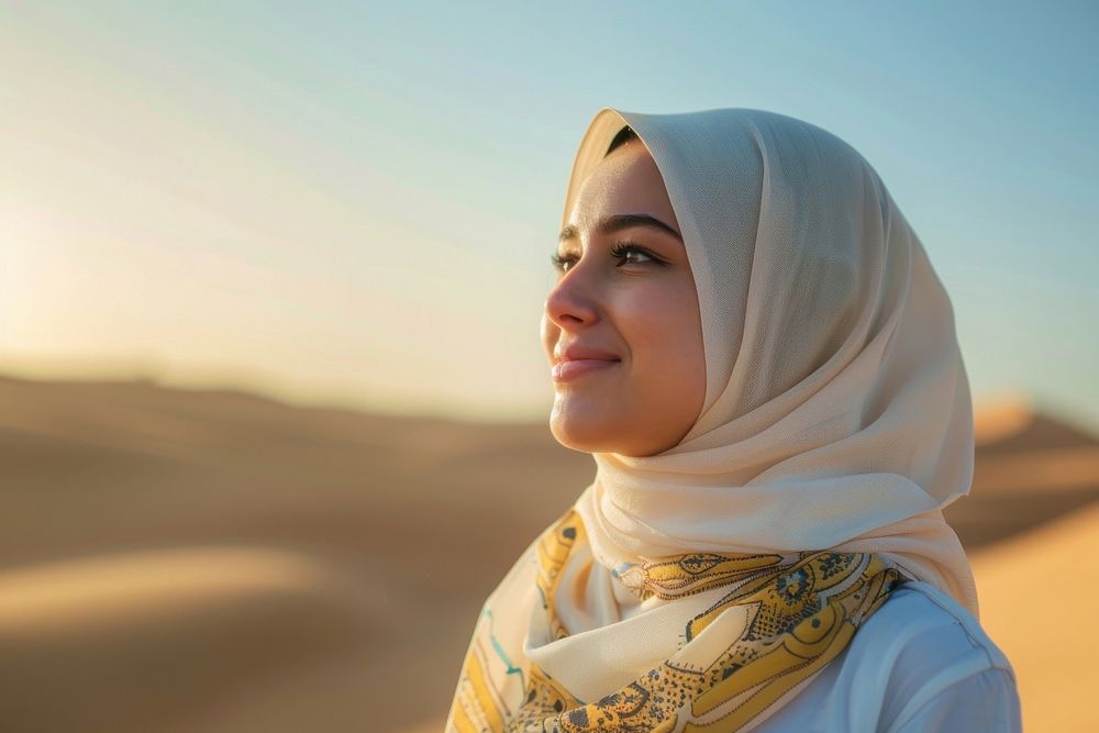 Middle East joyful woman photo photography person.