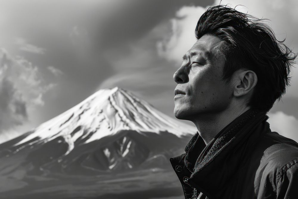 Japanese man mountain photo photography.