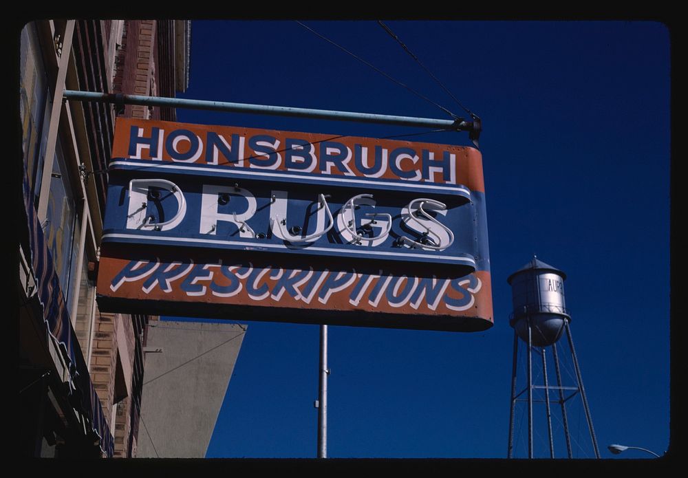 Hornsbruch Drug Store sign, Aurelia, Iowa (1987) photography in high resolution by John Margolies. Original from the Library…