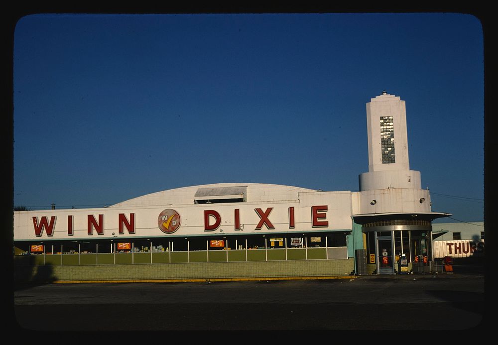 Winn Dixie Super Market, Jacksonville, Florida (1979) photography in high resolution by John Margolies. Original from the…