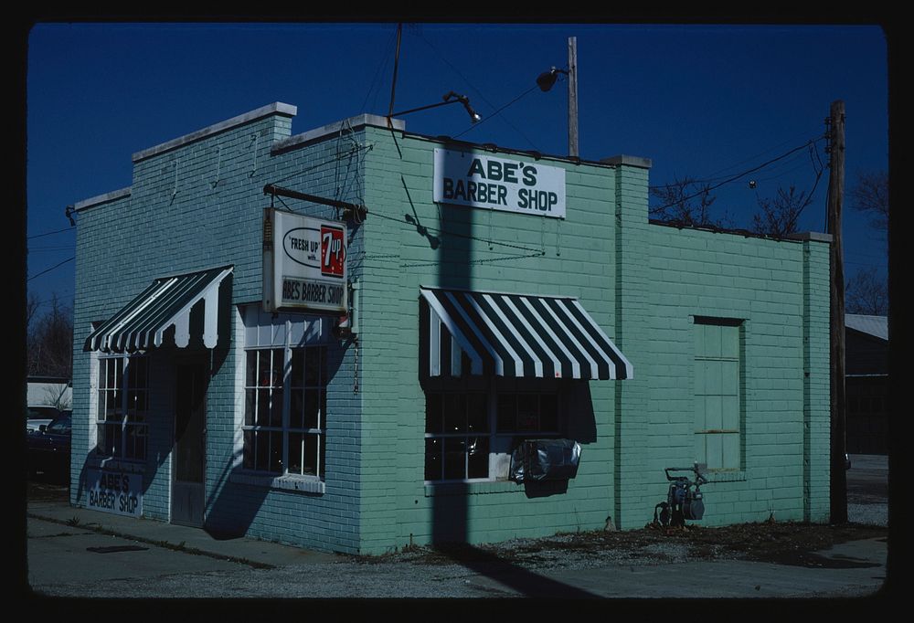 Abe's Barber Shop, Springfield, Illinois (1980) photography in high resolution by John Margolies. Original from the Library…