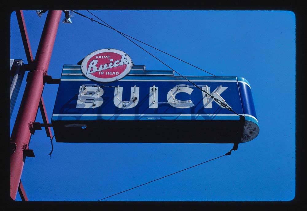 Buick sign, North East, Pennsylvania (1988) photography in high resolution by John Margolies. Original from the Library of…