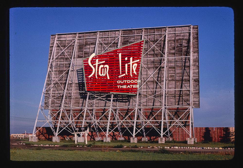 Star Lite Outdoor Theater, Fargo, North Dakota (1980) photography in high resolution by John Margolies. Original from the…