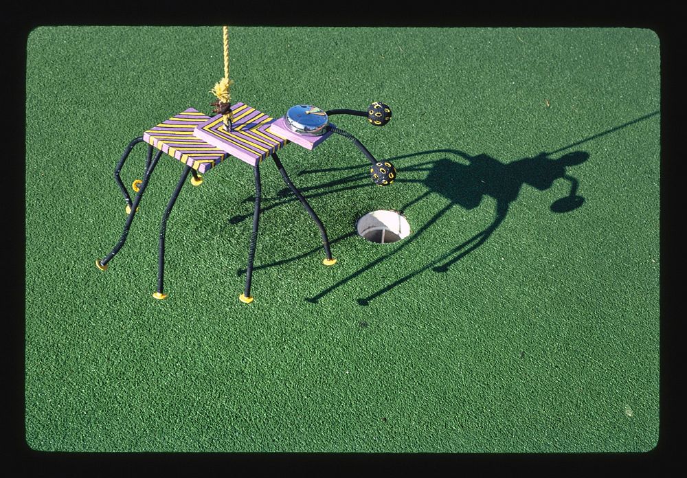 Sir Goony mini golf, spider, Chattanooga, Tennessee (1984) photography in high resolution by John Margolies. Original from…