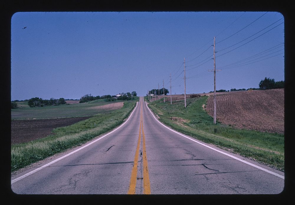 Routes 6 & 34, near Princeton, Illinois (2003) photography in high resolution by John Margolies. Original from the Library…