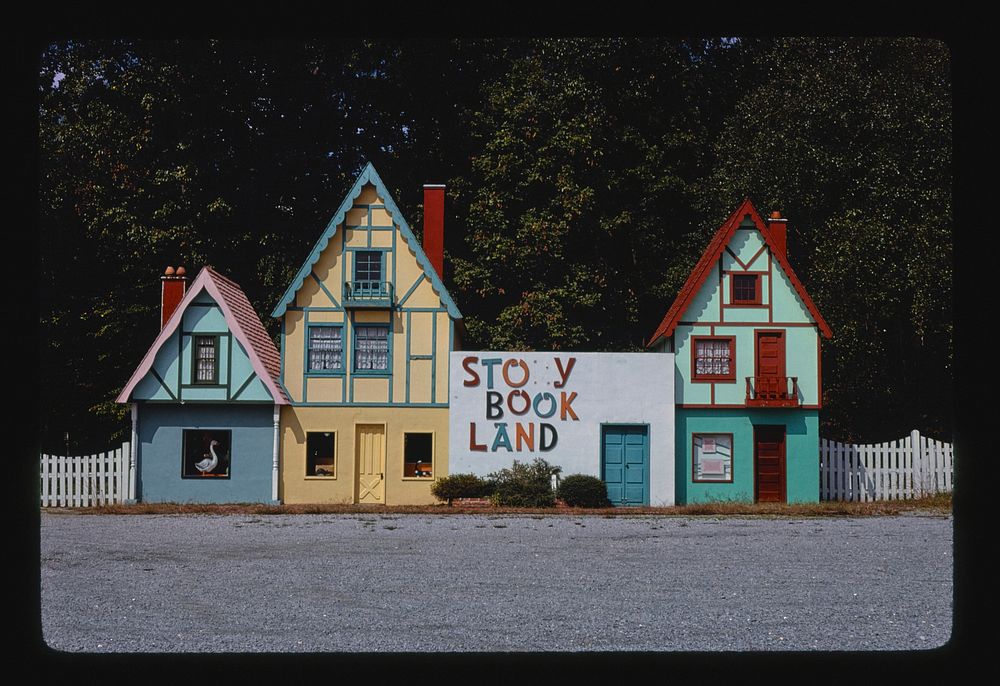 Storybook Land, Woodbridge, Virginia (1979) photography in high resolution by John Margolies. Original from the Library of…