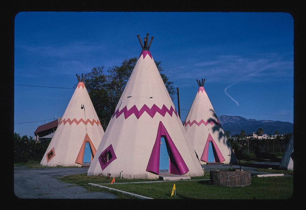 Wigwam Village #7, Rialto, California (2003) photography in high resolution by John Margolies. Original from the Library of…