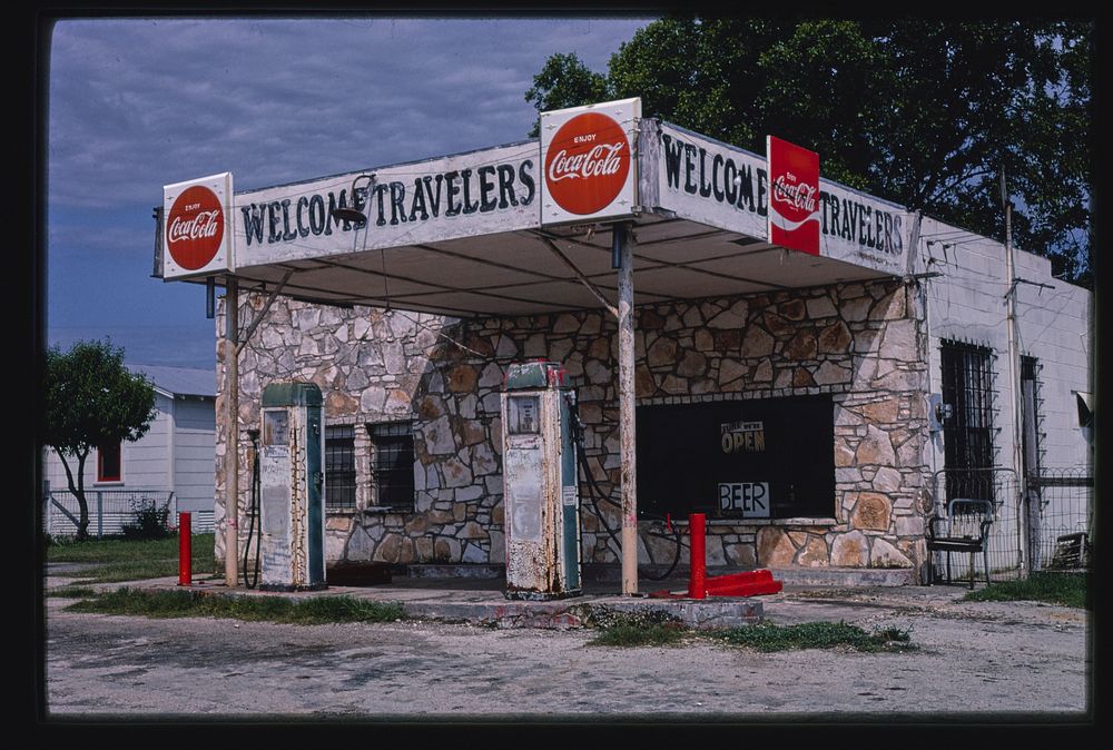 Welcome Travelers gas station, straight-on view, New Laredo Highway, San Antonio, Texas (1982) photography in high…