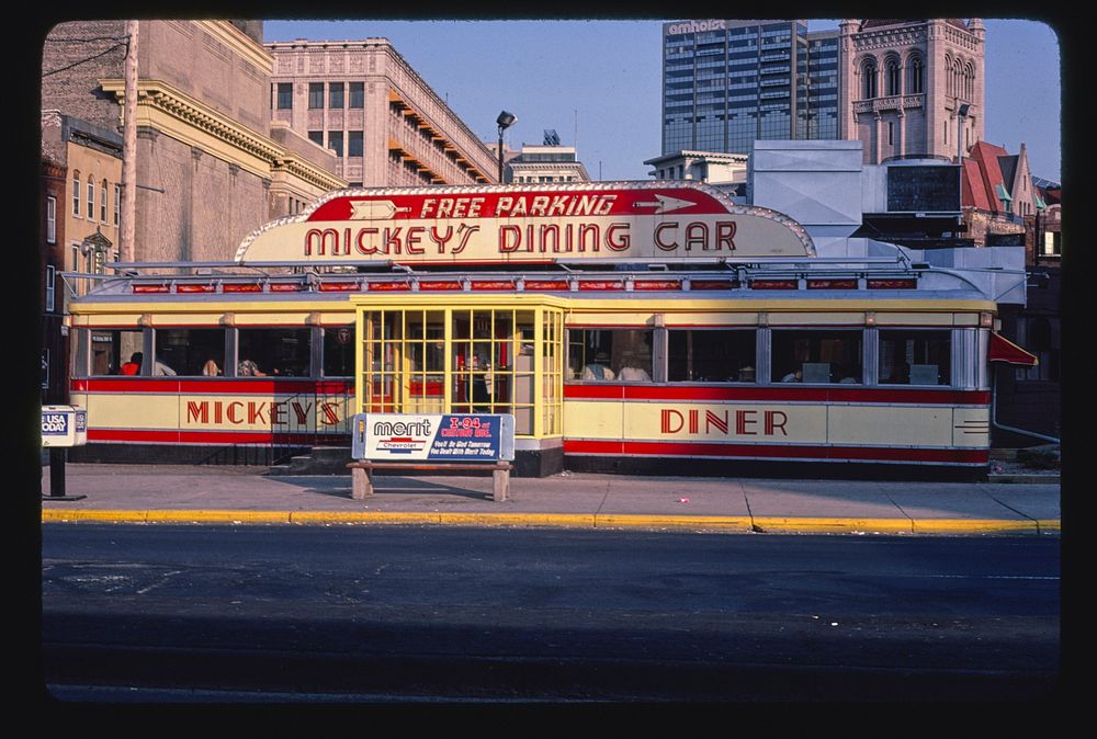 Mickey's Diner (1937-39), 36 W. 9th Street, St. Paul, Minnesota (1984) photography in high resolution by John Margolies.…
