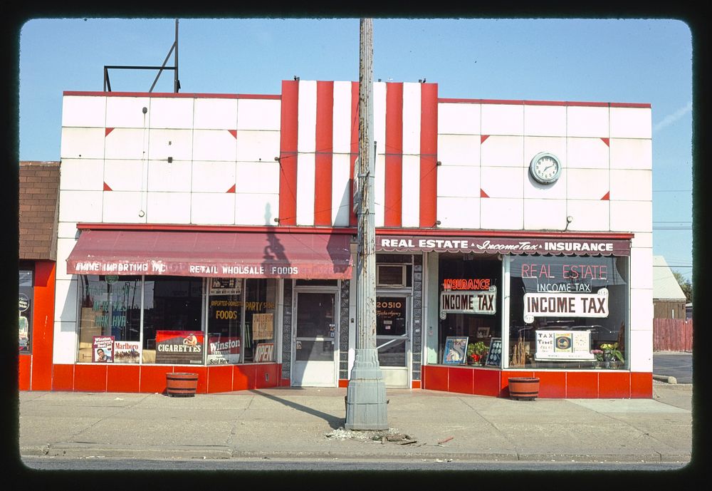 Tyszka Real Estate, Dyke Street, Detroit, Michigan (1986) photography in high resolution by John Margolies. Original from…