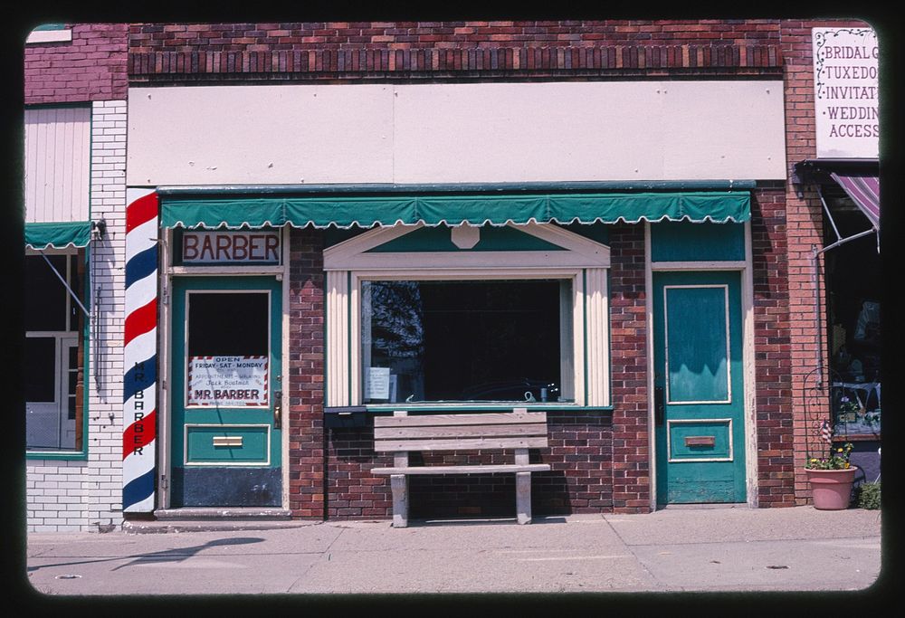 Mr. Barber (shop), Madison Street, Bloomfield, Iowa (2003) photography in high resolution by John Margolies. Original from…