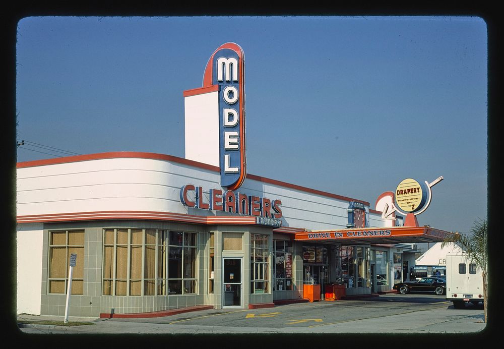 Model Drive In Cleaner, angle 1, 25th & Long Beach Boulevard, Long Beach, California (1977) photography in high resolution…