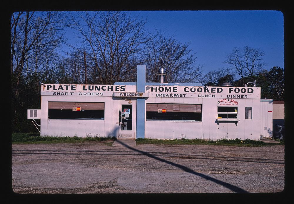 Little Chief Restaurant (Valentine Diner), N. Main Street, Danville, Virginia (1982) photography in high resolution by John…
