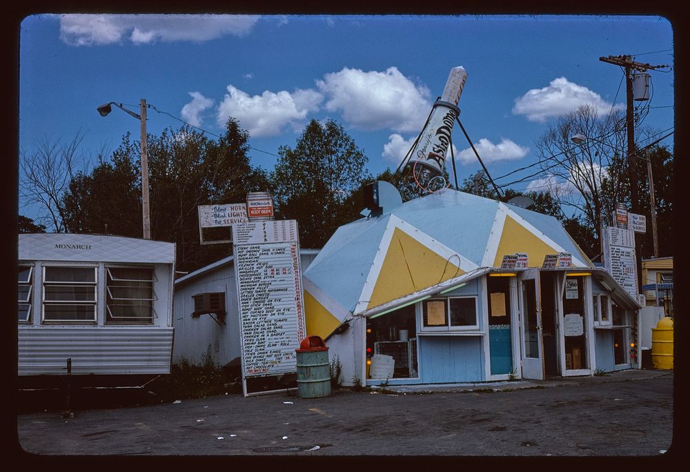 Astrodome Drive-In, Plattsburgh, New York (1976) photography in high resolution by John Margolies. Original from the Library…