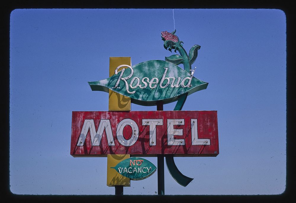Rosebud Motel sign, sign detail, Route 30, Columbus, Nebraska (1980) photography in high resolution by John Margolies.…